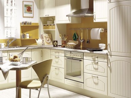 KITCHENS~334 / 德国高端橱柜品牌厨房场景 | 田园风格厨房 | 米色调 | 厨柜布局=L型